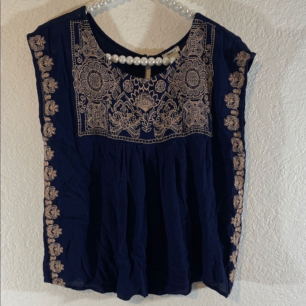 FOREVER 21 Embroidery Navy Blue Sleeveless Blouse Size Small - Picture 1 of 6